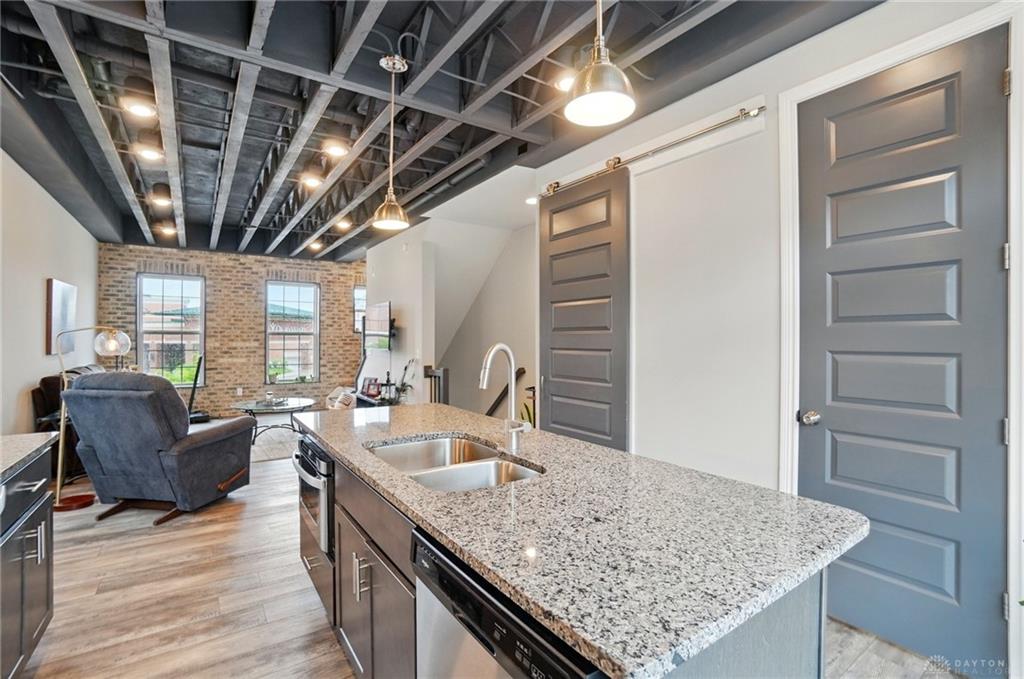 20 N Center Street 20 Property Photo 12