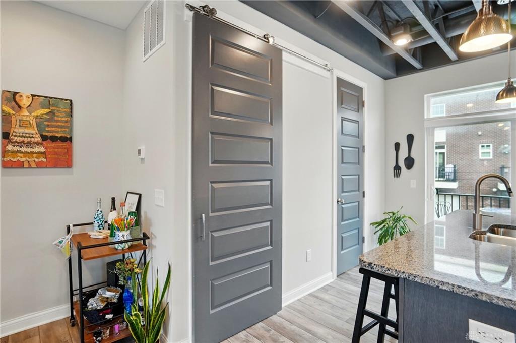 20 N Center Street 20 Property Photo 17