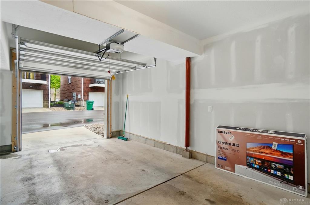 20 N Center Street 20 Property Photo 31