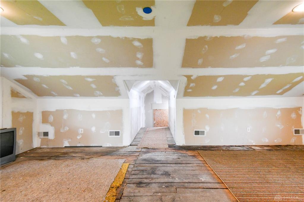 361 Upper Valley Pike Property Photo 67