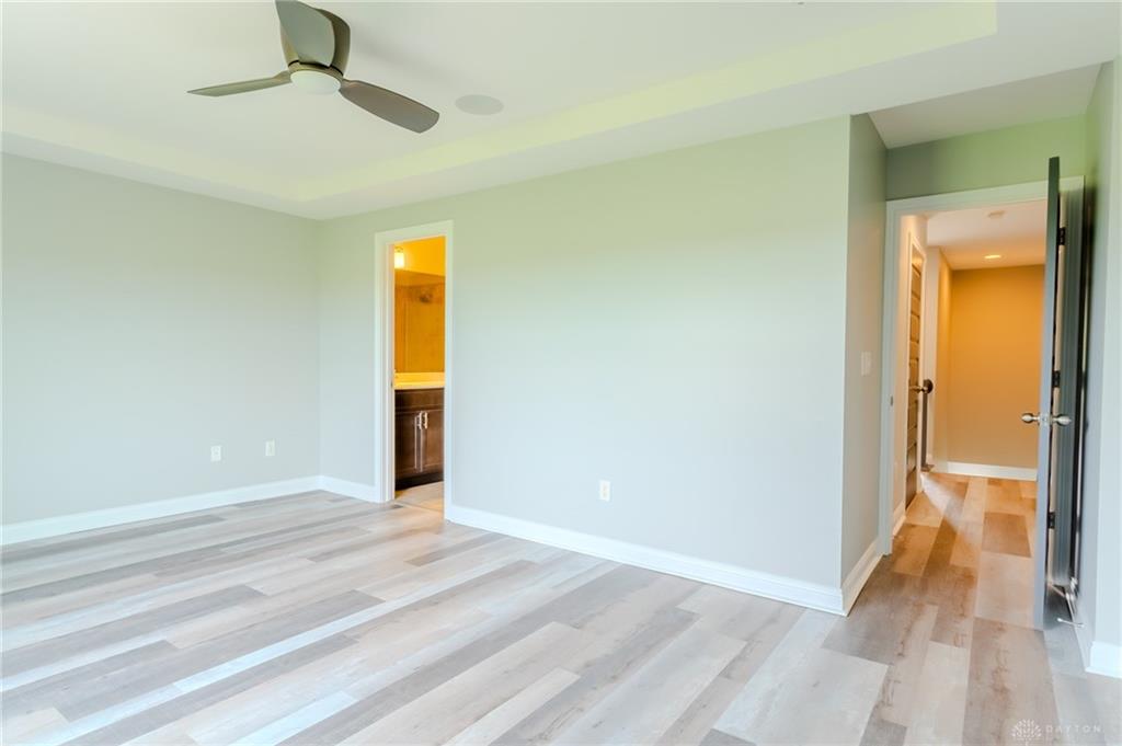 602 Brownstone Row Property Photo 18