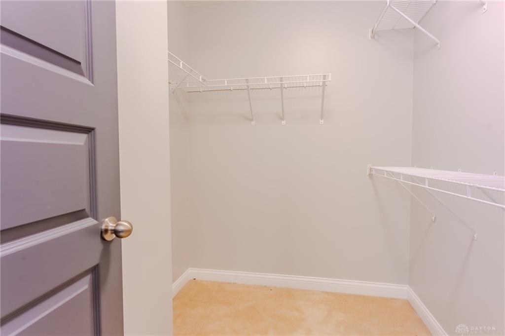 602 Brownstone Row Property Photo 19