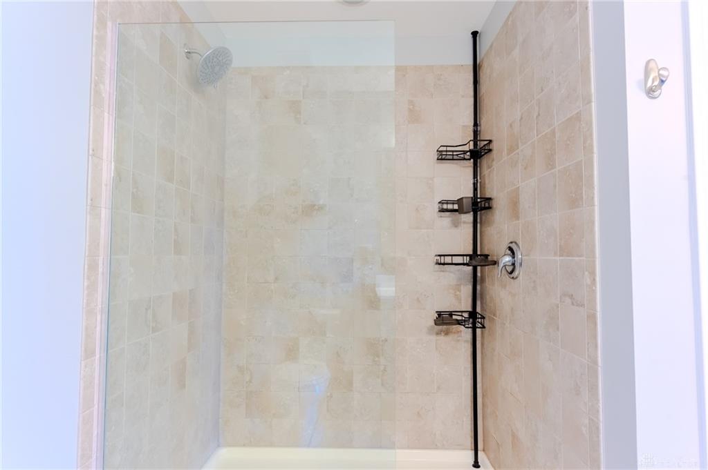 602 Brownstone Row Property Photo 23