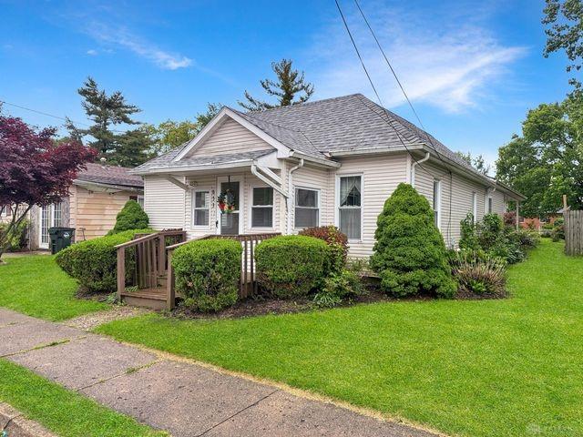 653 E Church St Property Photo 1