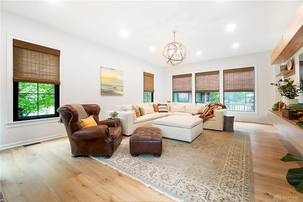 10612 Falls Creek Lane Property Photo 9