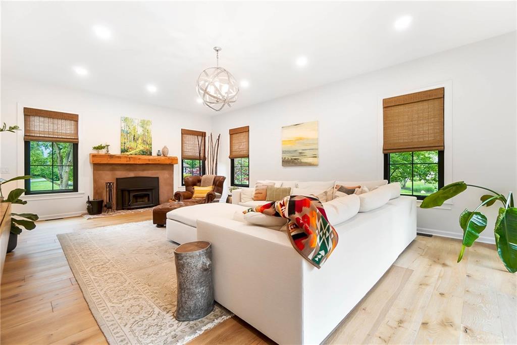 10612 Falls Creek Lane Property Photo 11