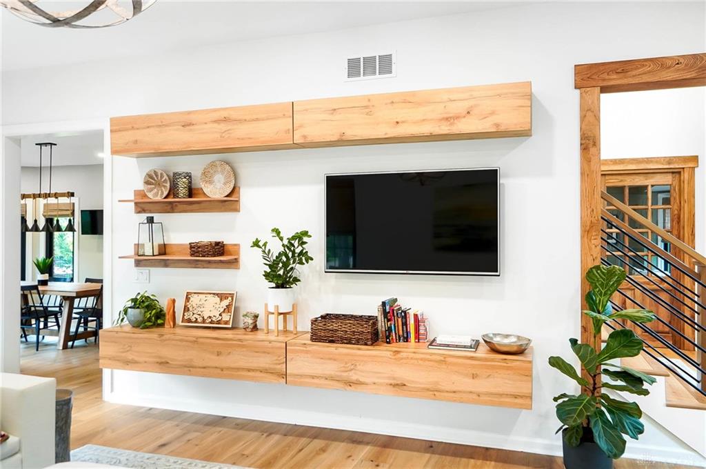 10612 Falls Creek Lane Property Photo 13