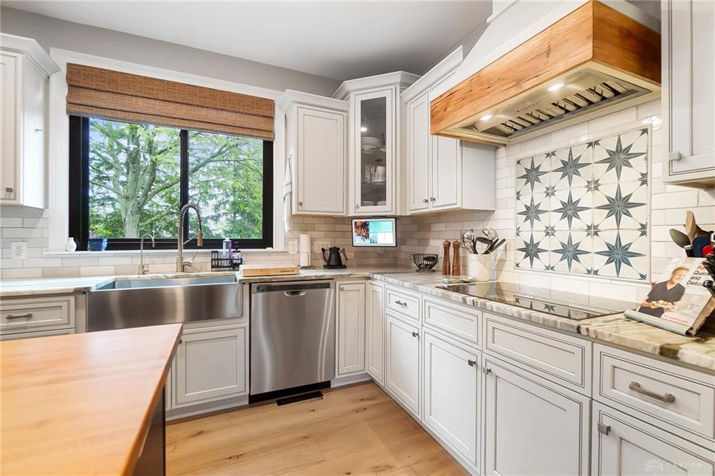 10612 Falls Creek Lane Property Photo 25