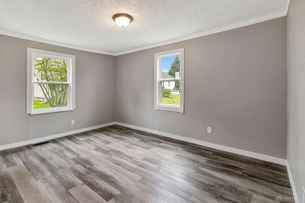 140 Clark Street Property Photo 12