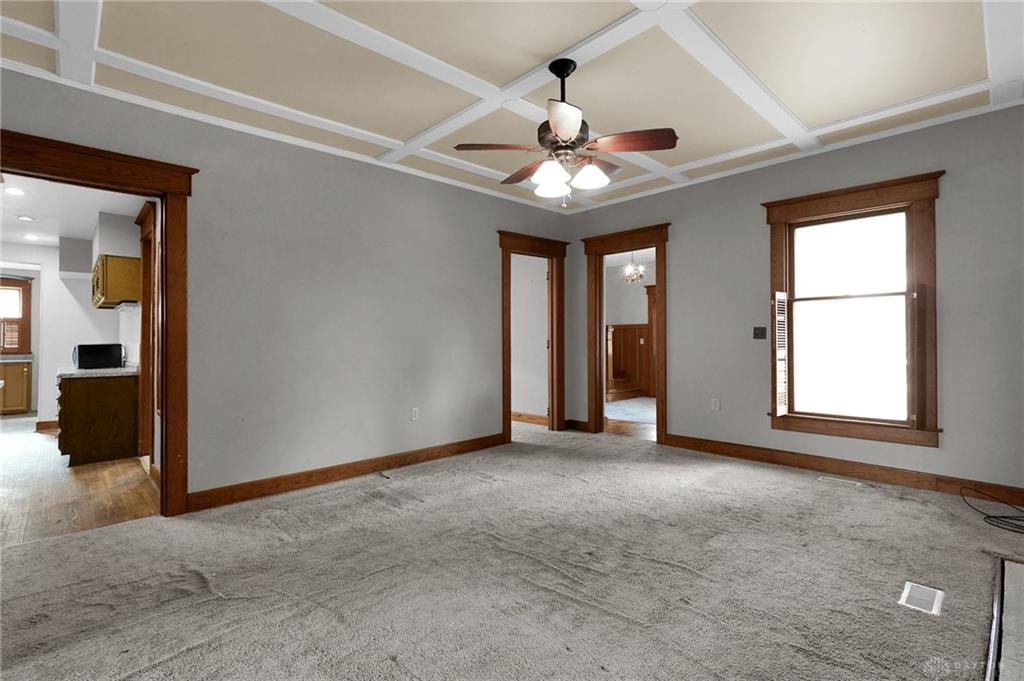 125 W Mound Street Property Photo 28