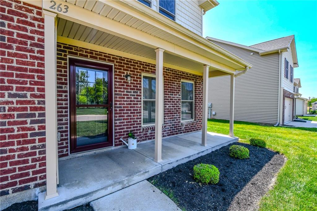 263 Hampton Trl Property Photo 4