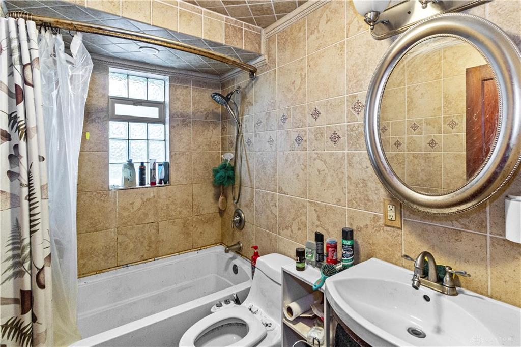 2316 Wyoming Property Photo 9