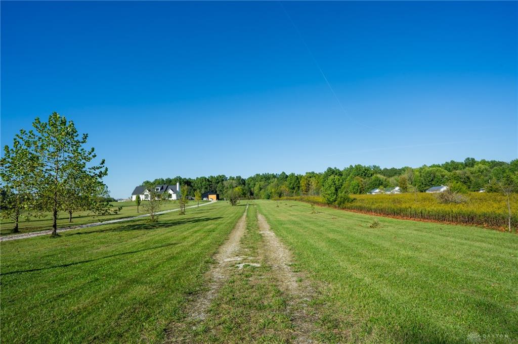 NA Oh-229 Property Photo 1