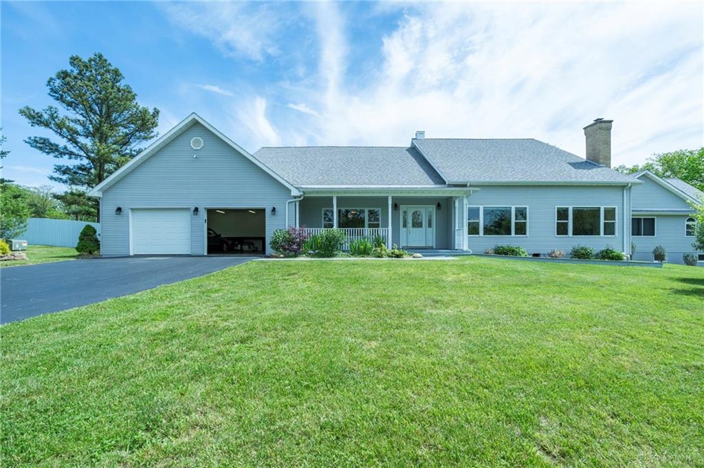 1663 Ireland Property Photo 1