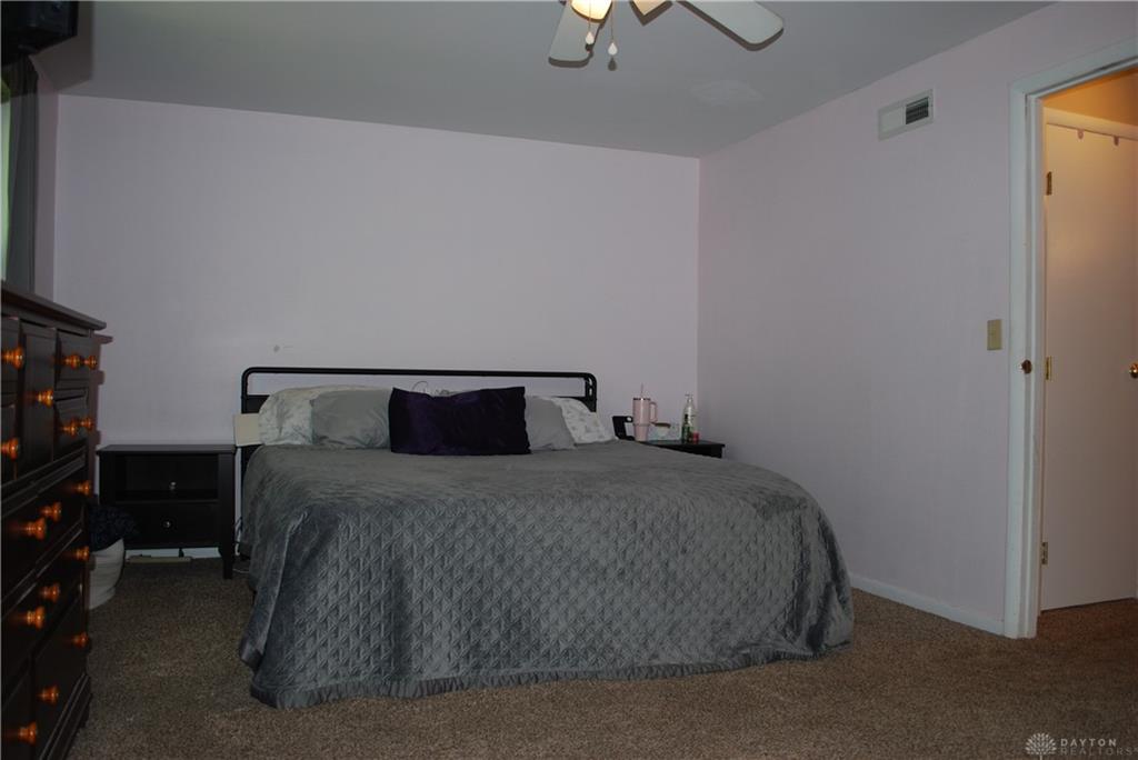 1404 Crown Point Ct Property Photo 12