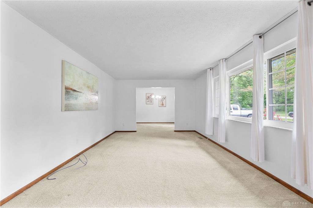 3154 Creekside Drive Property Photo 8
