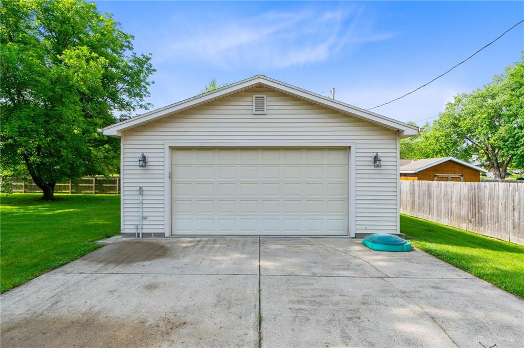 3154 Creekside Drive Property Photo 42