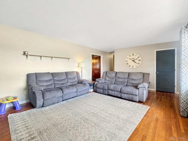 551 N Jefferson Ave Property Photo 13