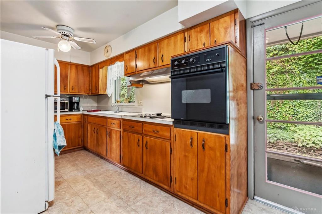 103 Odlin Ave Property Photo 11