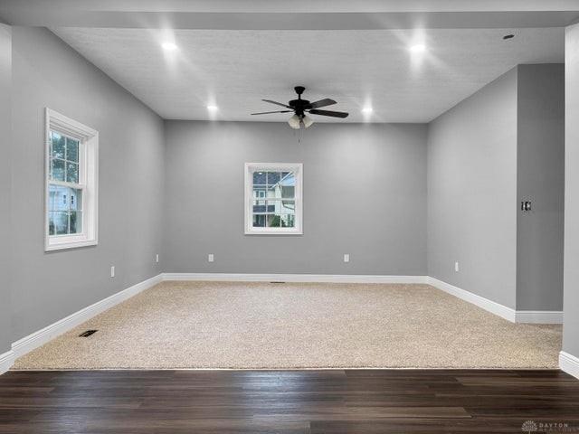 448 E Ward Street Property Photo 6