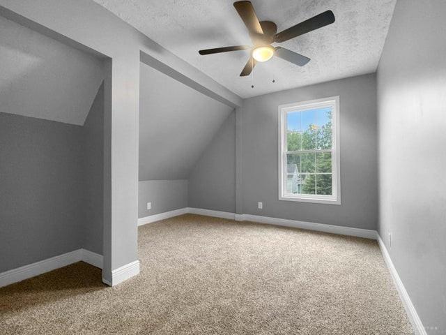 448 E Ward Street Property Photo 21