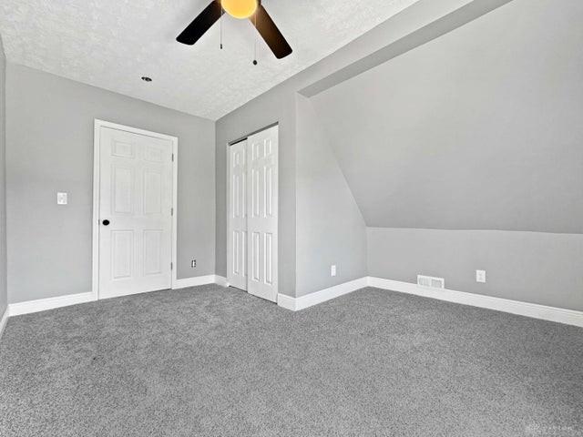 448 E Ward Street Property Photo 23