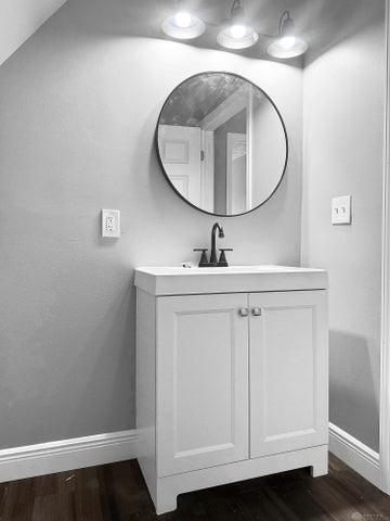 448 E Ward Street Property Photo 25