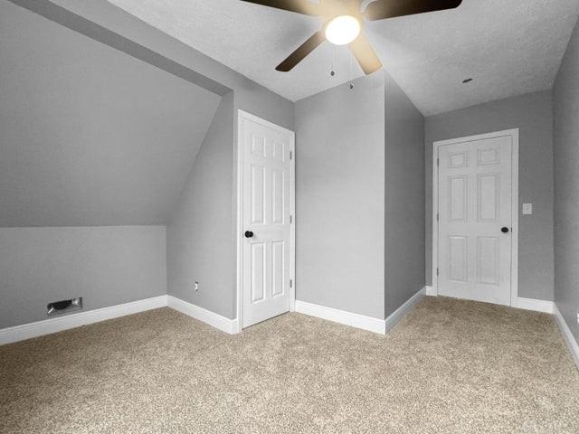 448 E Ward Street Property Photo 29