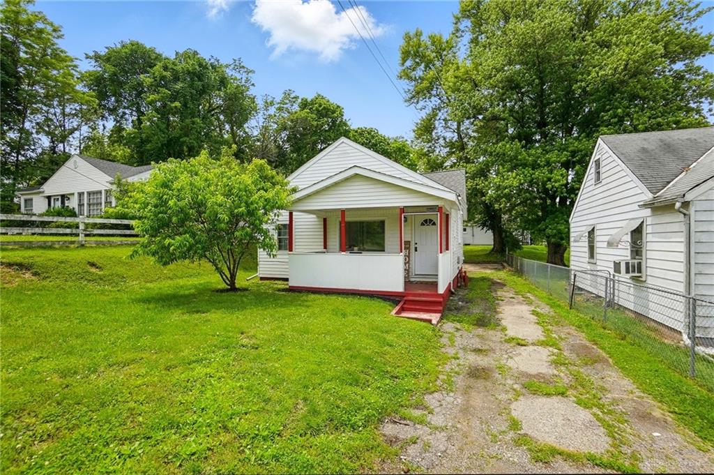 2718 Lagonda Avenue Property Photo 1