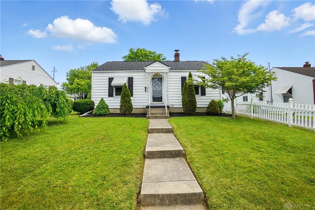 1330 Amherst Rd Property Photo 2