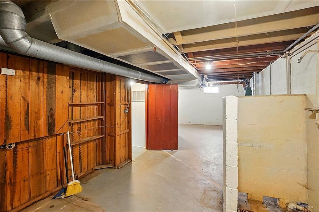 1330 Amherst Rd Property Photo 18