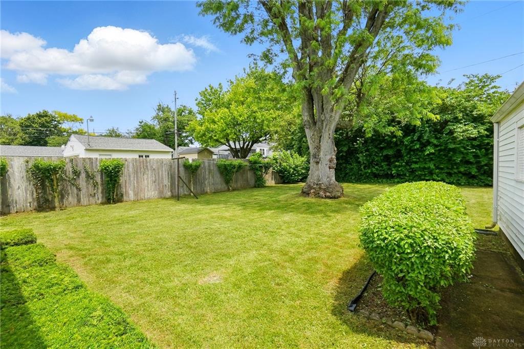 1330 Amherst Rd Property Photo 27