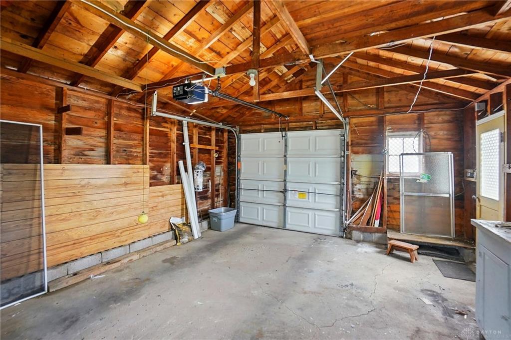 1330 Amherst Rd Property Photo 30