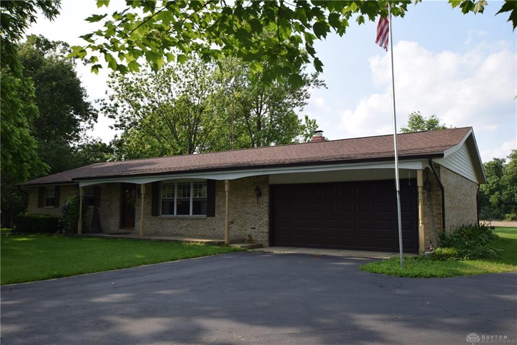 4035 Walnut Grove Circle Property Photo 1