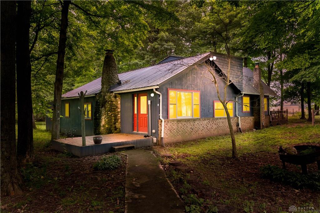 9355 Township Road 169 Property Photo 1