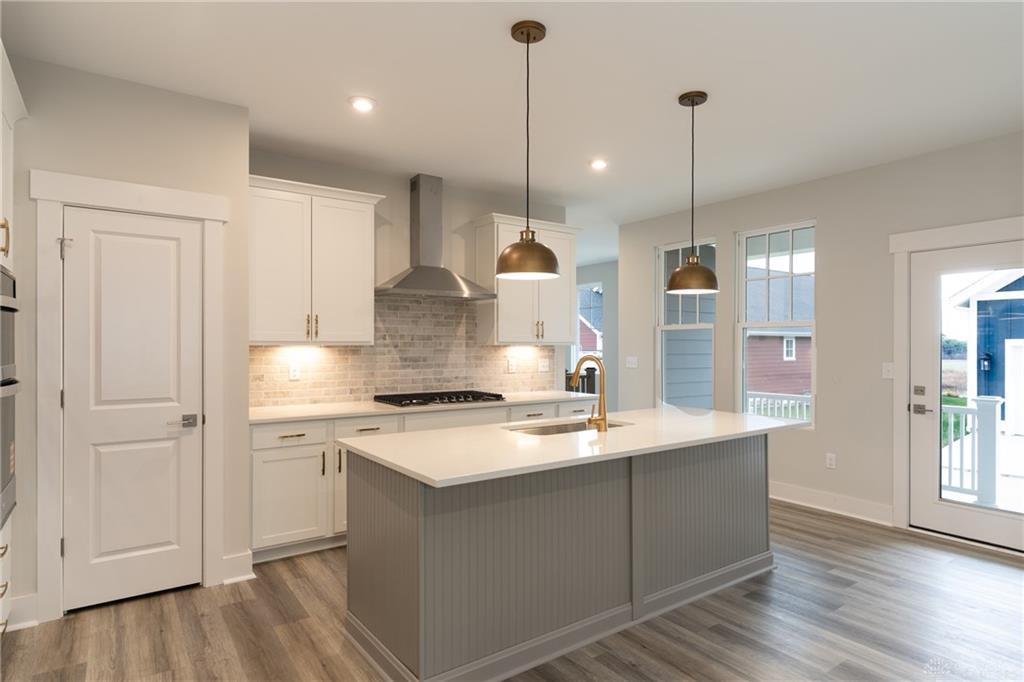 332 Copley Property Photo 15