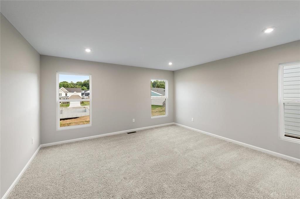 2587 Golden Leaf Property Photo 14