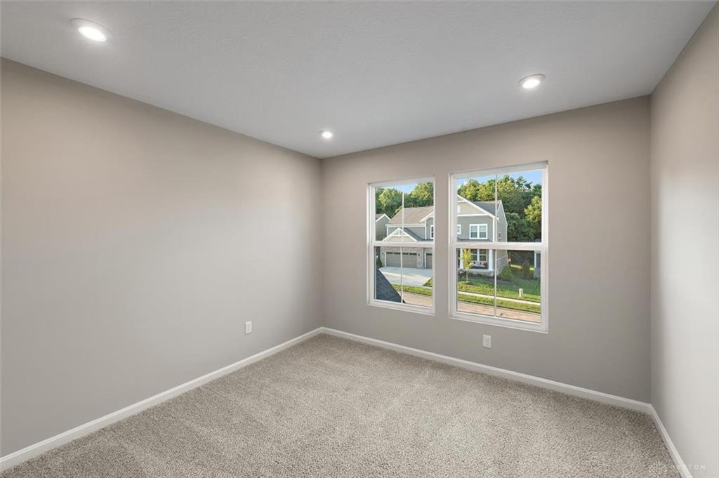 2587 Golden Leaf Property Photo 19