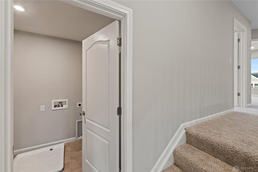 2587 Golden Leaf Property Photo 26