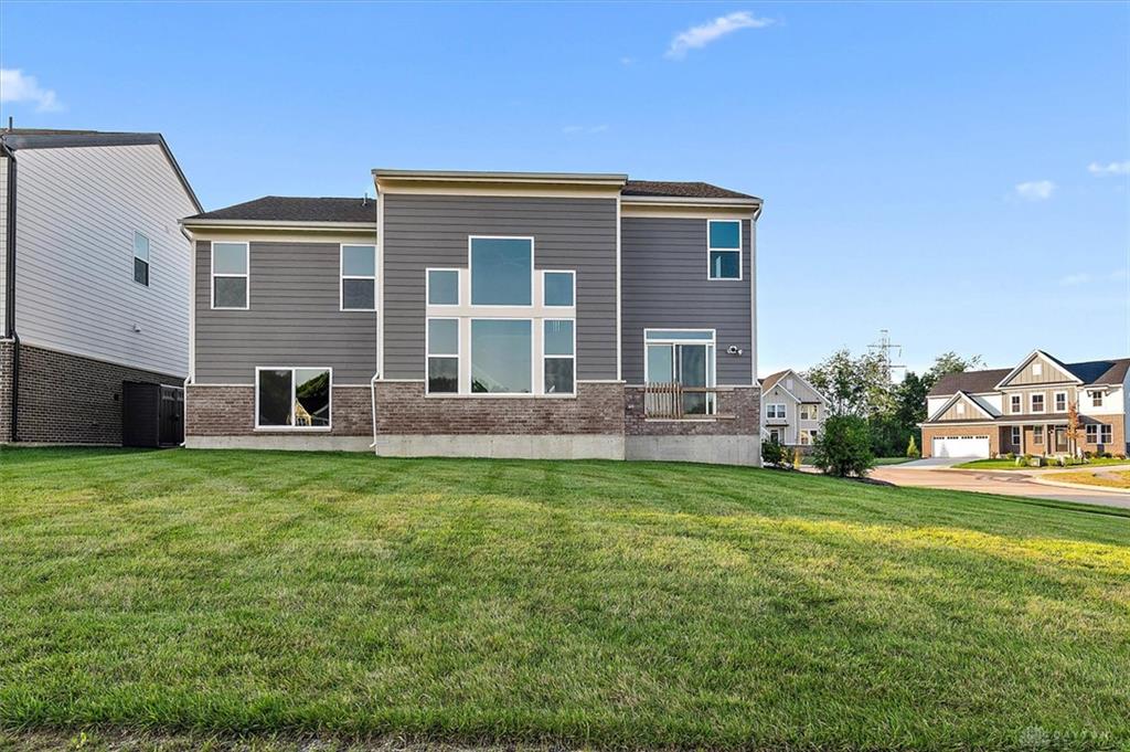 2587 Golden Leaf Property Photo 28