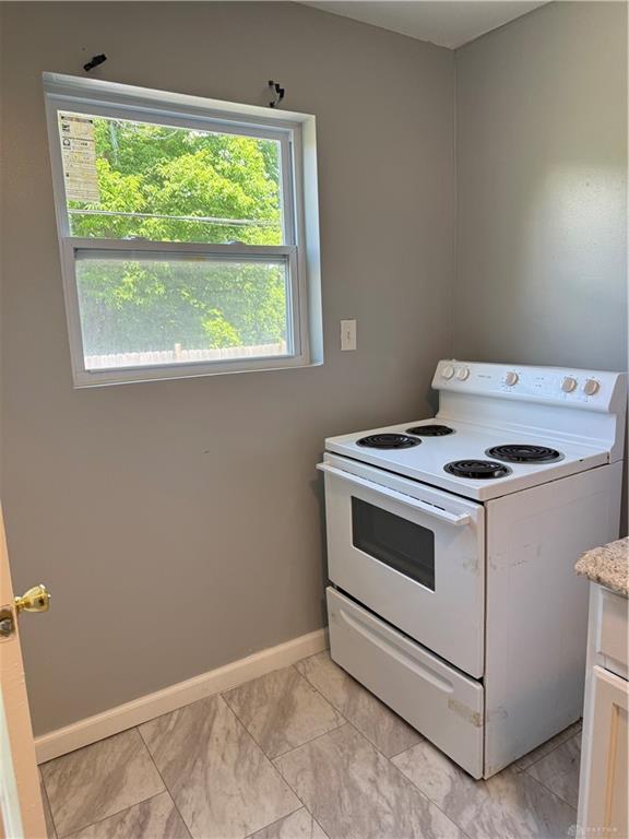 830 S Euclid Property Photo 10