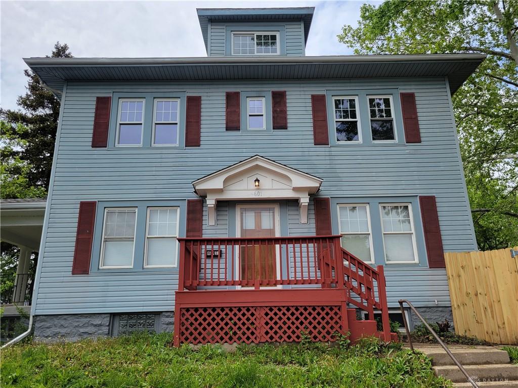 601 Kenwood Ave Property Photo 1