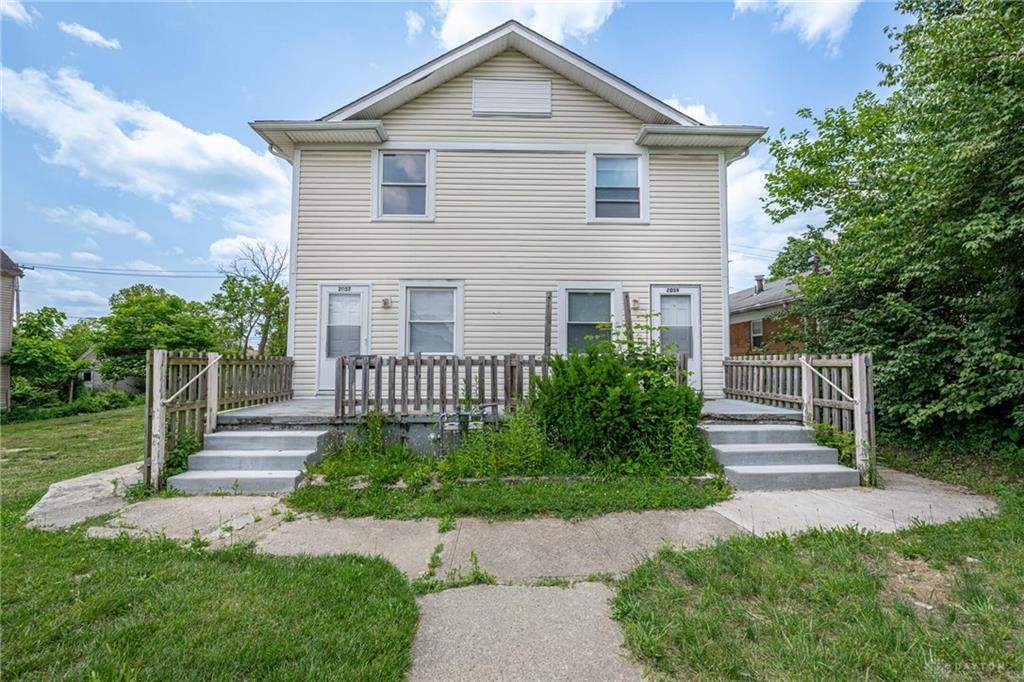 2059 Catalpa Drive 2057 Property Photo 1