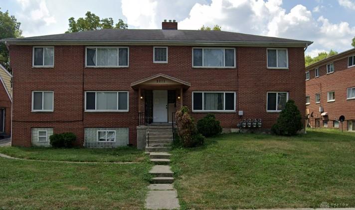 2011 Riverside Drive Property Photo 1