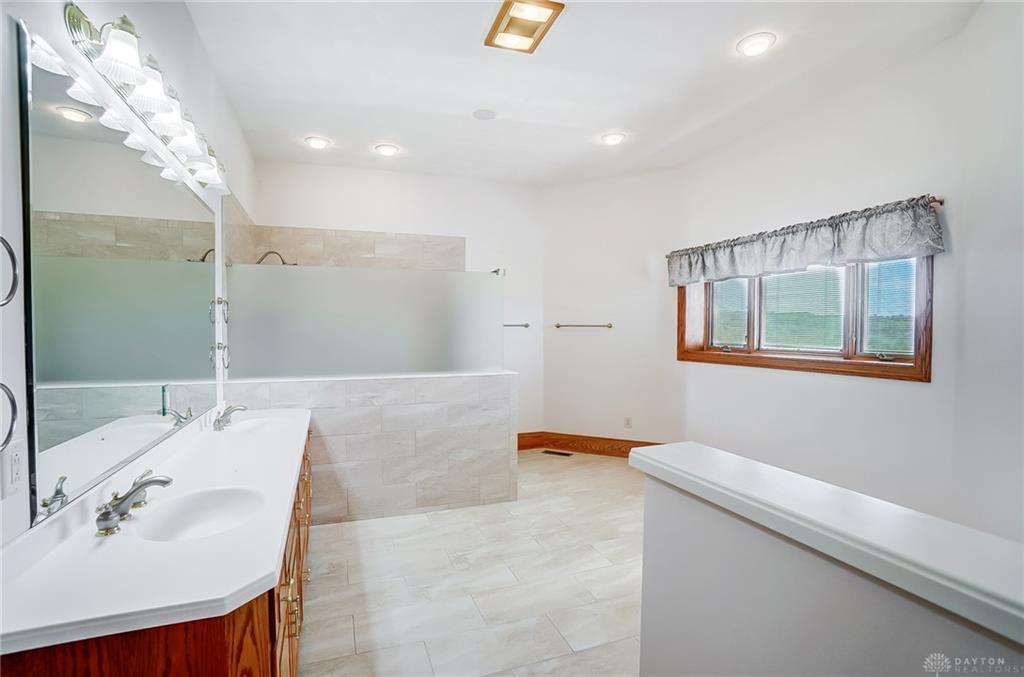 507 Shawhan Property Photo 32