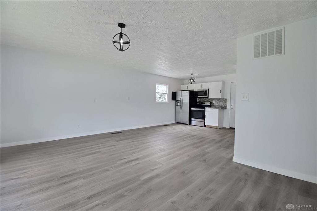 4901 Gardendale Avenue Property Photo 10
