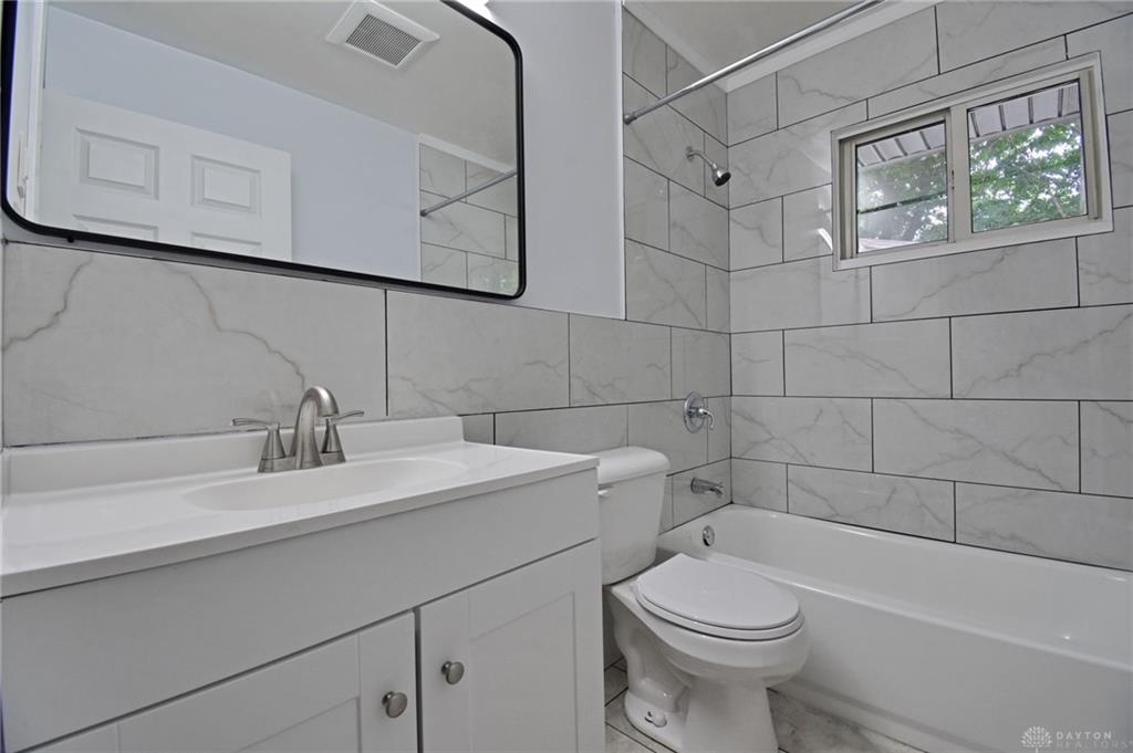 4901 Gardendale Avenue Property Photo 14