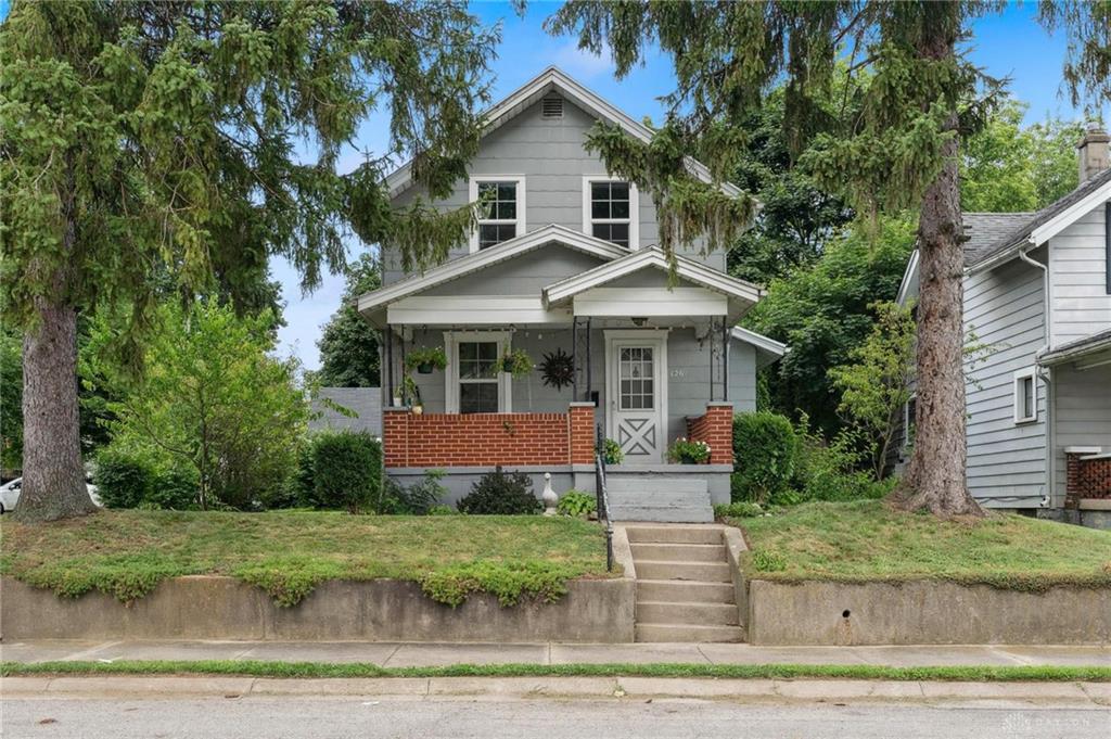 126 Cottage Place Property Photo 1