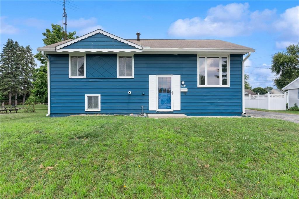 1220 Bookwalter Avenue Property Photo 1