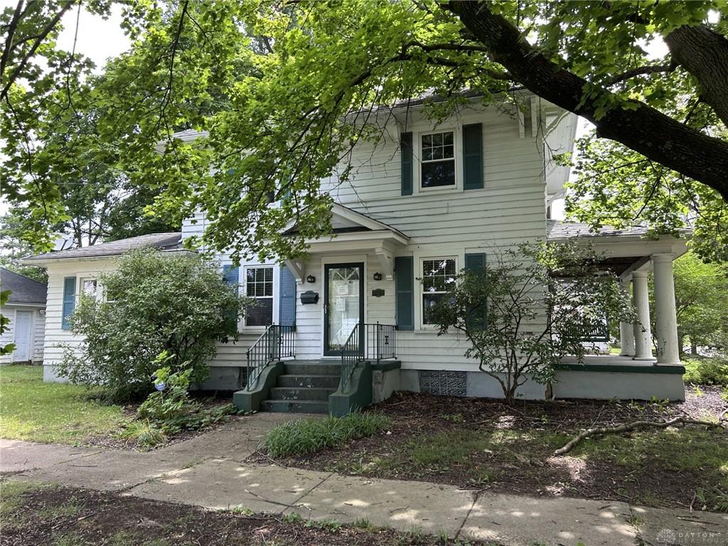 725 Sunnyview Avenue Property Photo 1